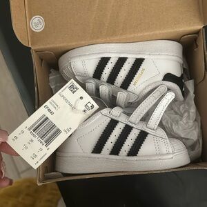 White and black Adidas, superstar kid shoes, size 4K